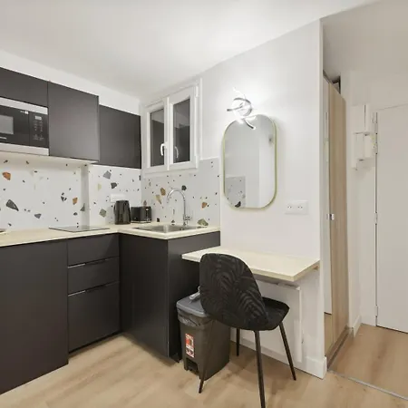 342 Elena - Stunning Parisian Apartment